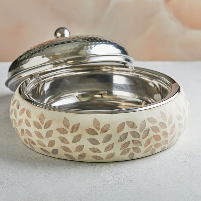 Ivory White Mother of Pearl Inspired Casserole – 4.5L | Handcrafted Insulated Luxury